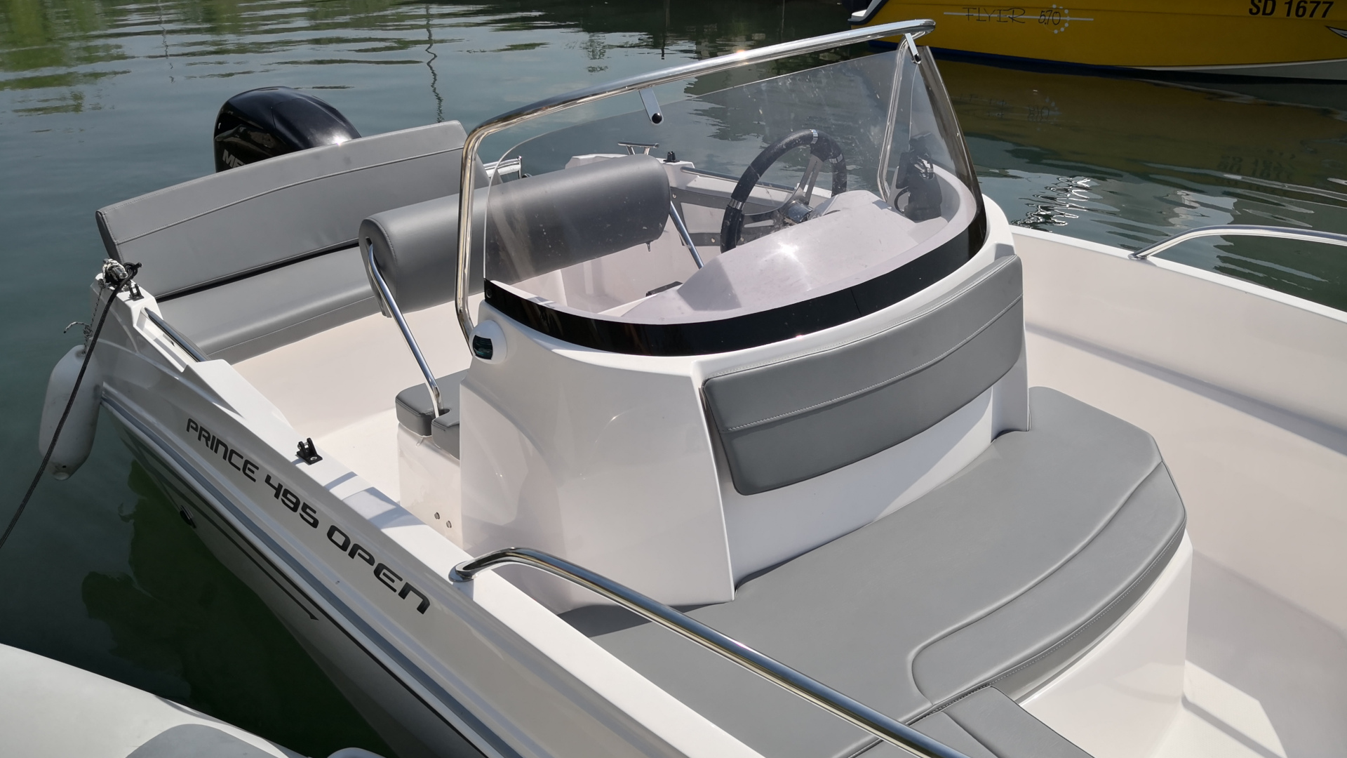 Prince 495 Open aside